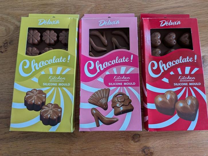 Bonbon mallen chocolade bloem, hartjes, tas, schoen (nieuw), Hobby en Vrije tijd, Taarten en Cupcakes maken, Nieuw, Ophalen of Verzenden