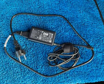 HP 65W USB-C Adapter beschikbaar voor biedingen