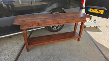 Antieke teakhouten sidetable beschikbaar voor biedingen