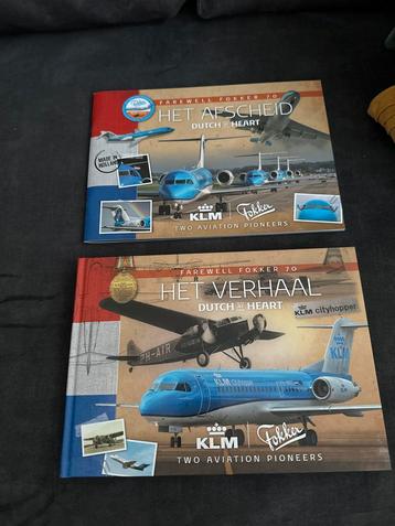 KLM Fokker 70 Boek + Munt beschikbaar voor biedingen