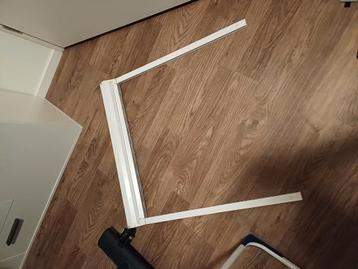 1 x hor 62.5 x 63 cm  beschikbaar voor biedingen
