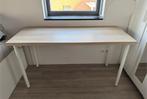 Ikea Bureau - 140 cm x 60 cm, Huis en Inrichting, Ophalen, Zo goed als nieuw, Bureau