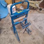 TE KOOP STEEN KNIPPER REVO, Doe-het-zelf en Verbouw, Ophalen, Zo goed als nieuw, IJzer
