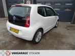 Volkswagen Up! 1.0 high up! Navigatie en PDC BOVAG Garantie!, Voorwielaandrijving, Euro 5, Stof, Gebruikt