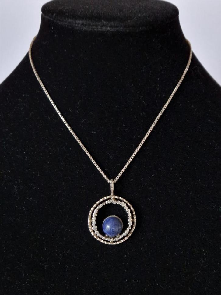 Zilveren brutalistische hanger met lapis lazuli, Sieraden, Tassen en Uiterlijk, Antieke sieraden, Hanger, Zilver, Met edelsteen