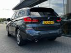 BMW X1 XDrive25e M-Sport|Groot Navi|Sfeerverl|HUD|Sportstuur, Auto's, 8 kWh, Lichtsensor, Gebruikt, Leder en Stof