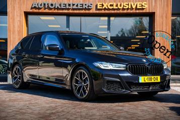 BMW 5-serie Touring 530d xDrive High Executive M Pakket Pano beschikbaar voor biedingen