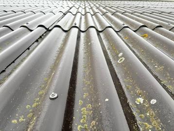 500+ stuks vezelcement golfplaten in de kleur zwart/blauw beschikbaar voor biedingen
