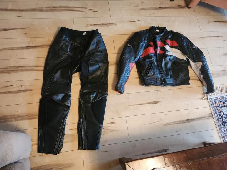 Motor pak Akito jas en broek leder met bescherming, Motoren, Kleding | Motorkleding, Combipak, Tweedehands, Ophalen of Verzenden