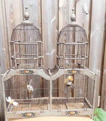 Oude handgemaakte vogelkooi [1717] beschikbaar voor biedingen