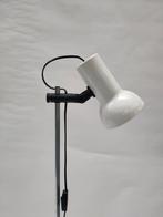 Vintage Witte Staande Lamp Jaren 80 metalen vloerlamp wit, Huis en Inrichting, Lampen | Vloerlampen, Ophalen, Gebruikt, ., 100 tot 150 cm