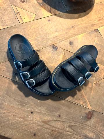 Dr Martens Blaire leren sandalen - slippers maatje 37 beschikbaar voor biedingen