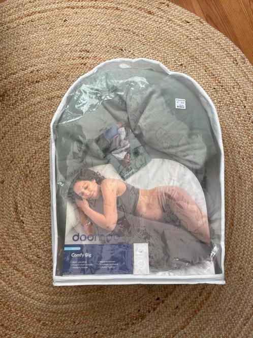 Doomoo Comfy Big Kussen Tetra Groen, Kinderen en Baby's, Babyvoeding en Toebehoren, Zo goed als nieuw, Voedingskussen, Ophalen of Verzenden