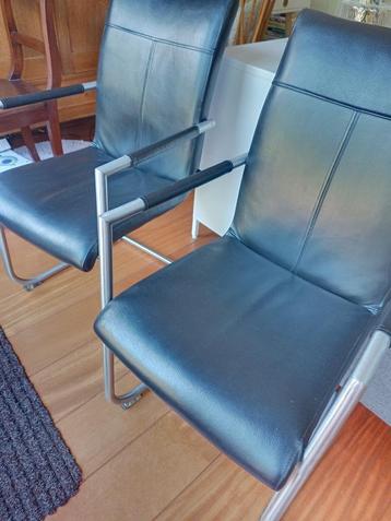 Eetkamer stoelen met armleuning, leer 4, stuks beschikbaar voor biedingen