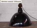 Zwarte oude grote emaille LBL /bauhaus lamp afm:  D49 H47, Huis en Inrichting, Ophalen of Verzenden, Gebruikt, Metaal, Emaille, oud, vintage, zwart, brocante, landelijk, industrieel