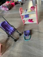 Barbie babykamer en kaptafel met kastjes, Ophalen of Verzenden, Zo goed als nieuw, Barbie