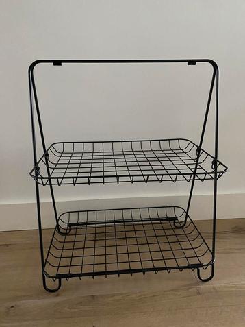 Zwart metalen etagère voor tijdschriften / boeken / lectuur beschikbaar voor biedingen