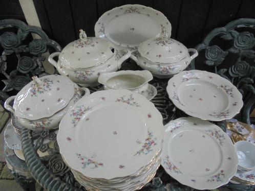 Dinerservies Wunsiedel Bavaria Carla roze roosjes guirlande, Antiek en Kunst, Antiek | Servies compleet, Ophalen of Verzenden