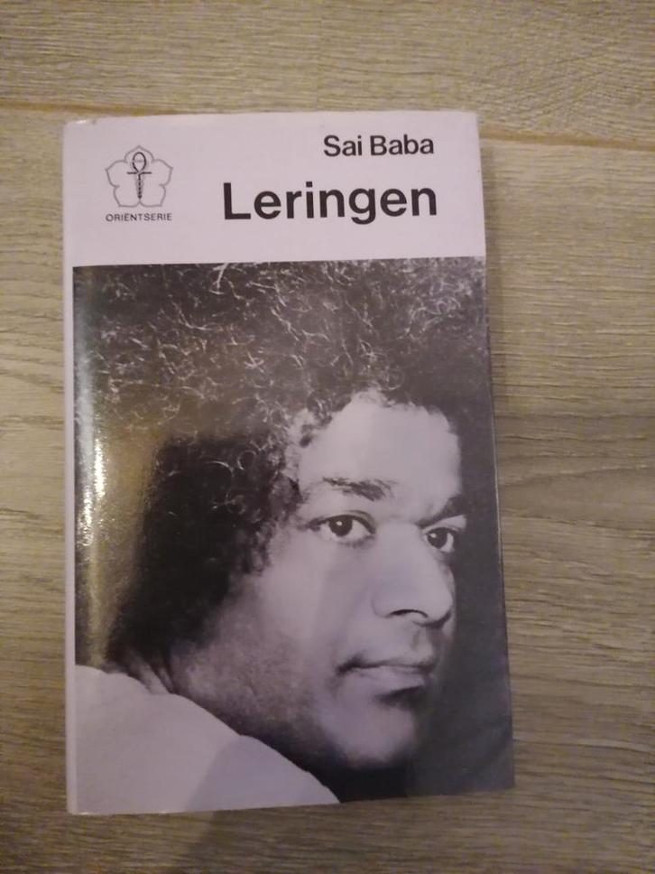 Sai Baba - Leringen - Spiritualiteit, Boeken, Esoterie en Spiritualiteit, Gelezen, Achtergrond en Informatie, Spiritualiteit algemeen