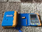 Vtech storio 1 inclusief tas,pen en spel sam in de stad, Ophalen of Verzenden, Gebruikt