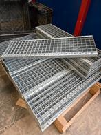Metalen rooster trede, Doe-het-zelf en Verbouw, Metalen, Ophalen, Zo goed als nieuw, IJzer