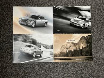 Originele Chrysler en Chervrolet info boekjes uit 2004! beschikbaar voor biedingen