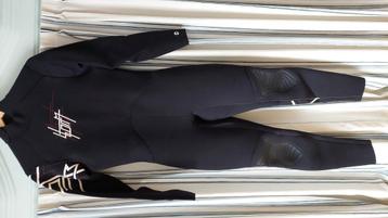 Wetsuit lang, Maat 50 heten. beschikbaar voor biedingen