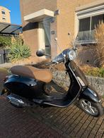 Vespa Primavera, Fietsen en Brommers, Ophalen of Verzenden, Zo goed als nieuw, Benzine, Vespa