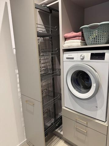 showroom bijkeuken  beschikbaar voor biedingen