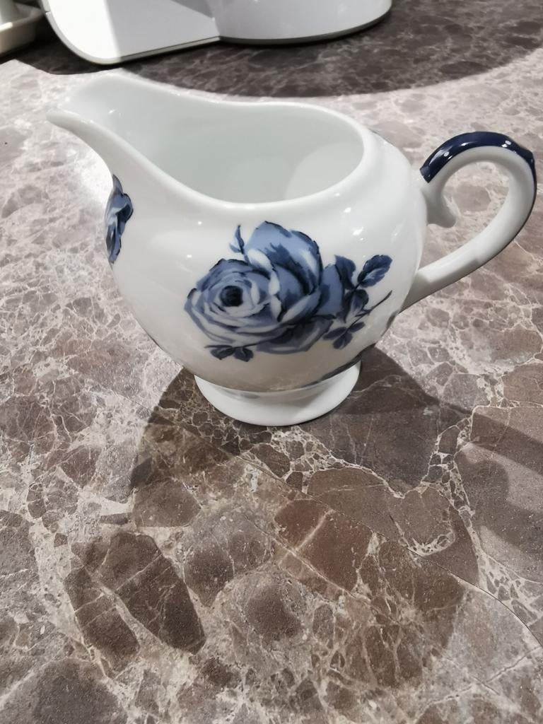 Katie Alice Melkkannetje - Romantisch servies, Overige typen, Ophalen of Verzenden, Zo goed als nieuw, Overige stijlen