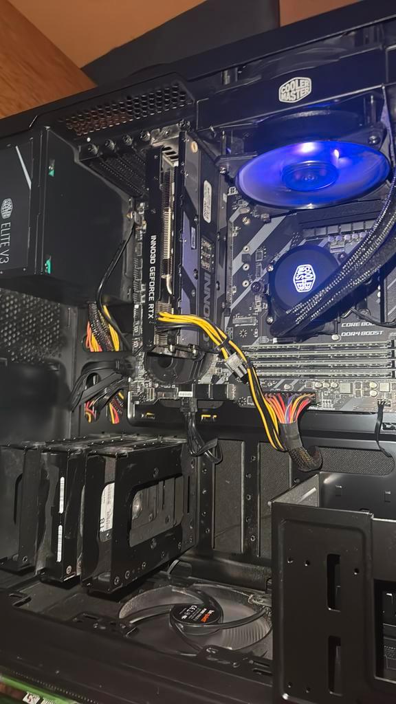 Be quiet! Krachtige game& werk pc, Computers en Software, Desktop Pc's, Gebruikt, 4 Ghz of meer, SSD, 64 GB of meer, Gaming, Ophalen