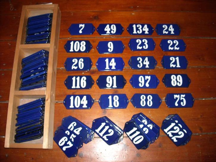 oud emaille huisnummer huisnummers 6 x10 cm blauw wit nummer, Antiek en Kunst, Antiek | Emaille, Ophalen of Verzenden