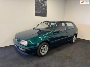 Volkswagen Golf 1.8 GL Uniek 1e Eigenaar met 38DKM beschikbaar voor biedingen