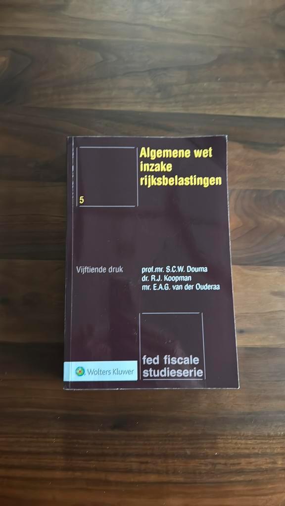 Algemene wet inzake rijksbelastingen, Boeken, Wetenschap, Zo goed als nieuw, Sociale wetenschap, Ophalen of Verzenden