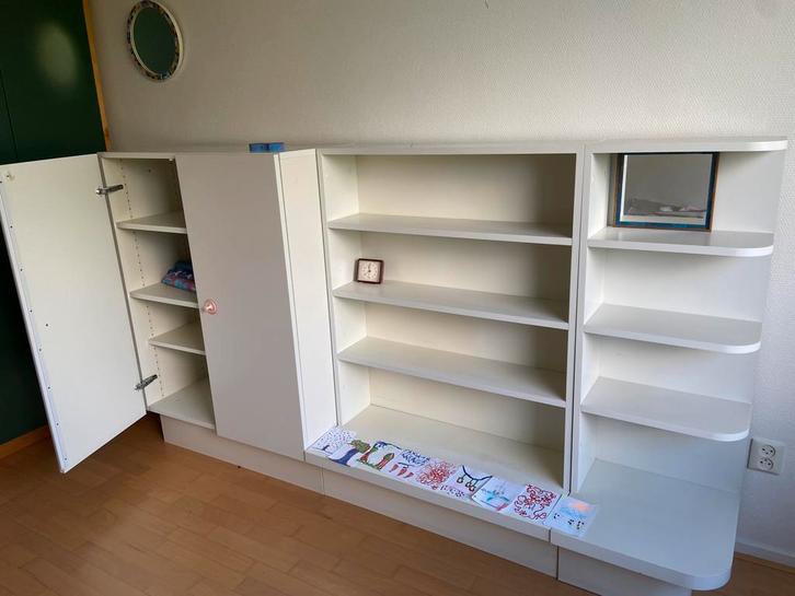 Interlubke kasten WIT, Huis en Inrichting, Kasten | Wandmeubels, Gebruikt, 100 tot 150 cm, Minder dan 150 cm, 25 tot 50 cm, Met deur(en)