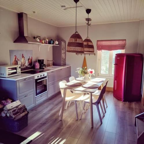 DURBUY Ardennen fijn huisje zicht kasteel ,Ourthe, hond=ok, Vakantie, Vakantiehuizen | België, Ardennen of Luxemburg, Overige typen