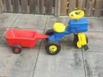 Trap tractor met aanhanger., Kinderen en Baby's, Speelgoed | Buiten | Voertuigen en Loopfietsen, Ophalen, Gebruikt, Trapvoertuig