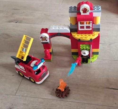 Duplo brandweerkazerne 10903, Kinderen en Baby's, Speelgoed | Duplo en Lego, Zo goed als nieuw, Duplo, Ophalen