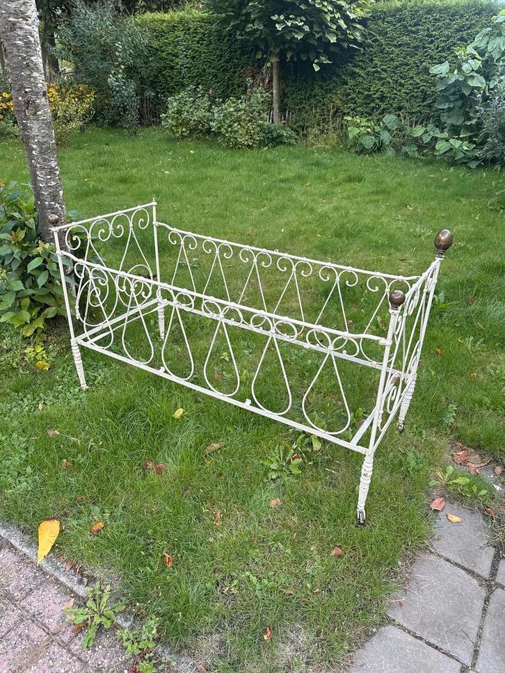 Antiek Victoriaans Ledikant (1837-1901), Antiek en Kunst, Antiek | Meubels | Bedden, Ophalen