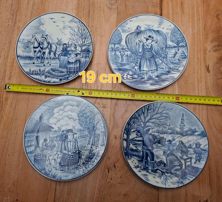 4 Delfs Blauwe Borden - De Jaargetijden, Antiek en Kunst, Antiek | Wandborden en Tegels, Ophalen