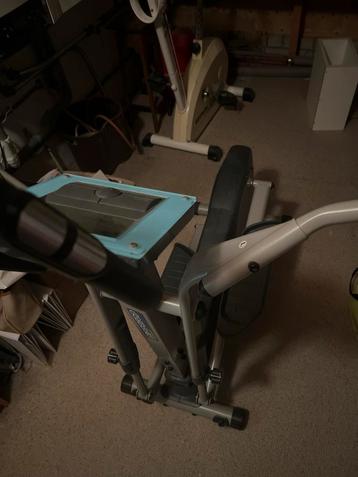 Sportop E860 Crosstrainer beschikbaar voor biedingen