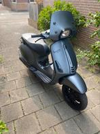 Vespa sprint 80cc akrapovic, Fietsen en Brommers, Scooters | Vespa, Ophalen, Gebruikt, Vespa S