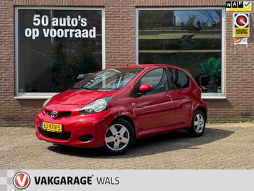 Toyota Aygo 1.0-12V ASPIRATION RED NAVIGATOR | AIRCO | VELGE beschikbaar voor biedingen