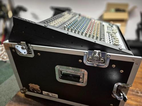 Te Koop flightcase mixer en amp RR12M6U, Muziek en Instrumenten, Behuizingen en Koffers, Gebruikt, Overige instrumenten, Flightcase