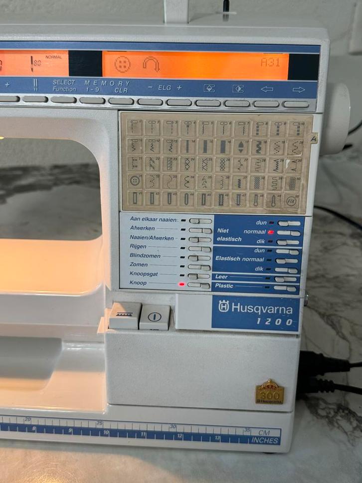 Husqvarna Viking 1200, Hobby en Vrije tijd, Naaimachines en Toebehoren, Gebruikt, Naaimachine, Husqvarna, Ophalen of Verzenden