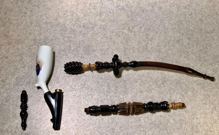 Antieke Boheemse pijp met porseleinen pijpkom ca. 1870, Antiek en Kunst, Antiek | Porselein, Verzenden