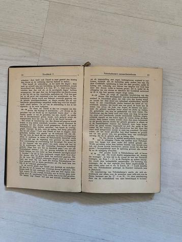 Oude & Nieuwe Testament Boeken Collectie beschikbaar voor biedingen