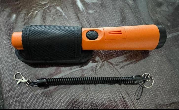 Nieuwe Waterdichte Pinpointer metaaldetector + holster, Hobby en Vrije tijd, Metaaldetectors, Zo goed als nieuw, 30 cm of minder