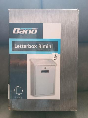 NIEUWE metalen brievenbus Dario Rimini inclusief 2 sleutels beschikbaar voor biedingen