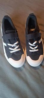 Nieuwe gymschoenen maat 34, Nieuw, Ophalen of Verzenden, Jongen of Meisje, Sportschoenen